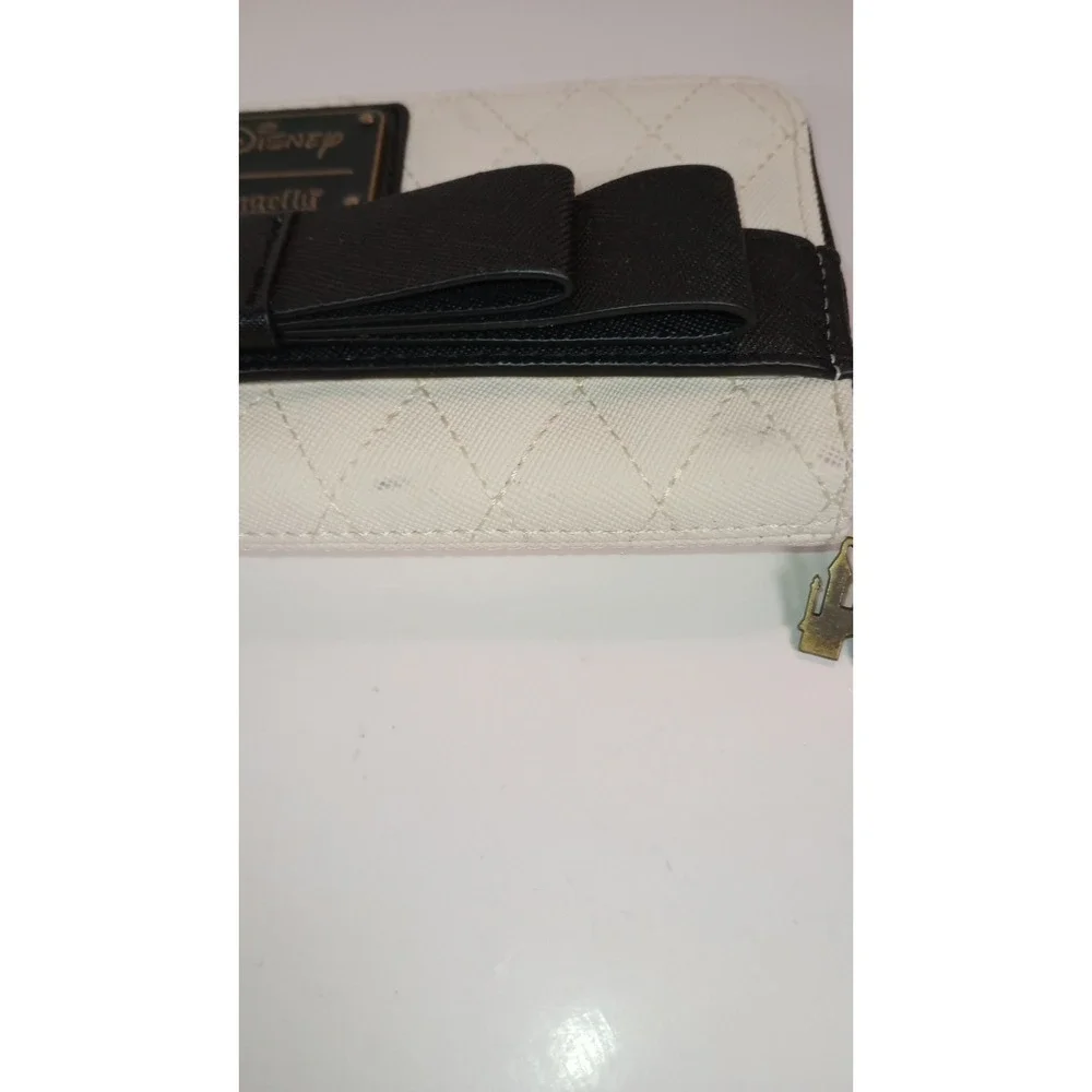 LOUNGEFLY Disney Princess Silhouette Zip-Around Wallet Bow Black Ivory *Flaw*